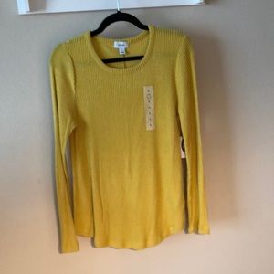 Old navy yellow thermal L BNWT